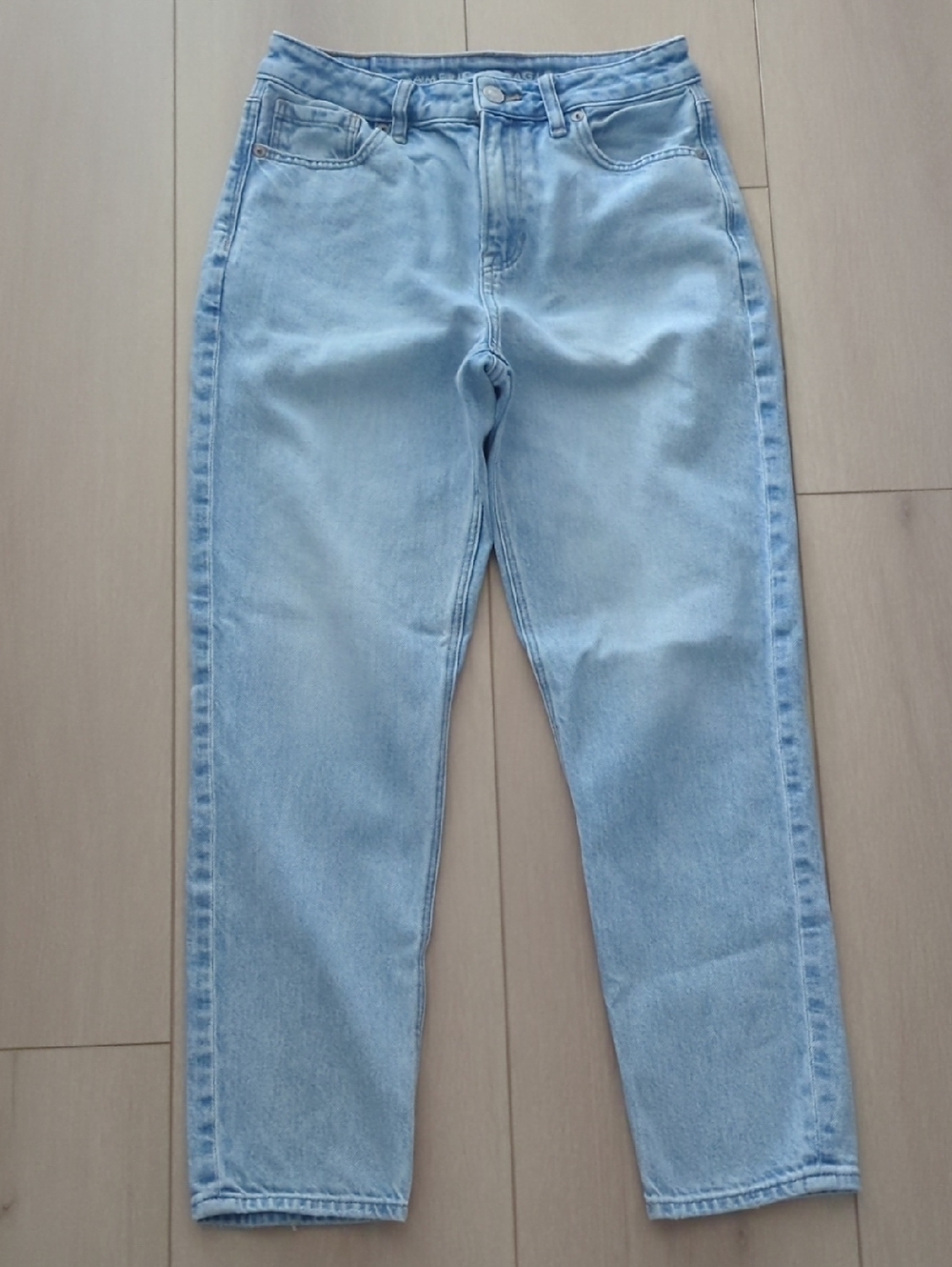 AE Strigid Mom Jean